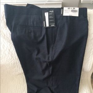 Murano 42/30 NWT flat front